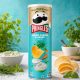 Pringles Cream Cheese & Herbs ízesítésű burgonyachips (165 g)